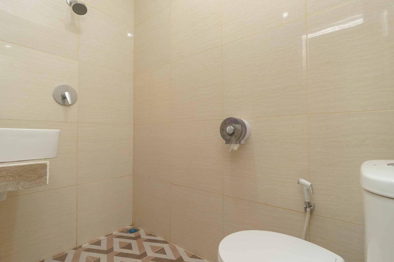 Reddoorz Plus Near Eka Hospital Bsd 5 Dadap Εξωτερικό φωτογραφία